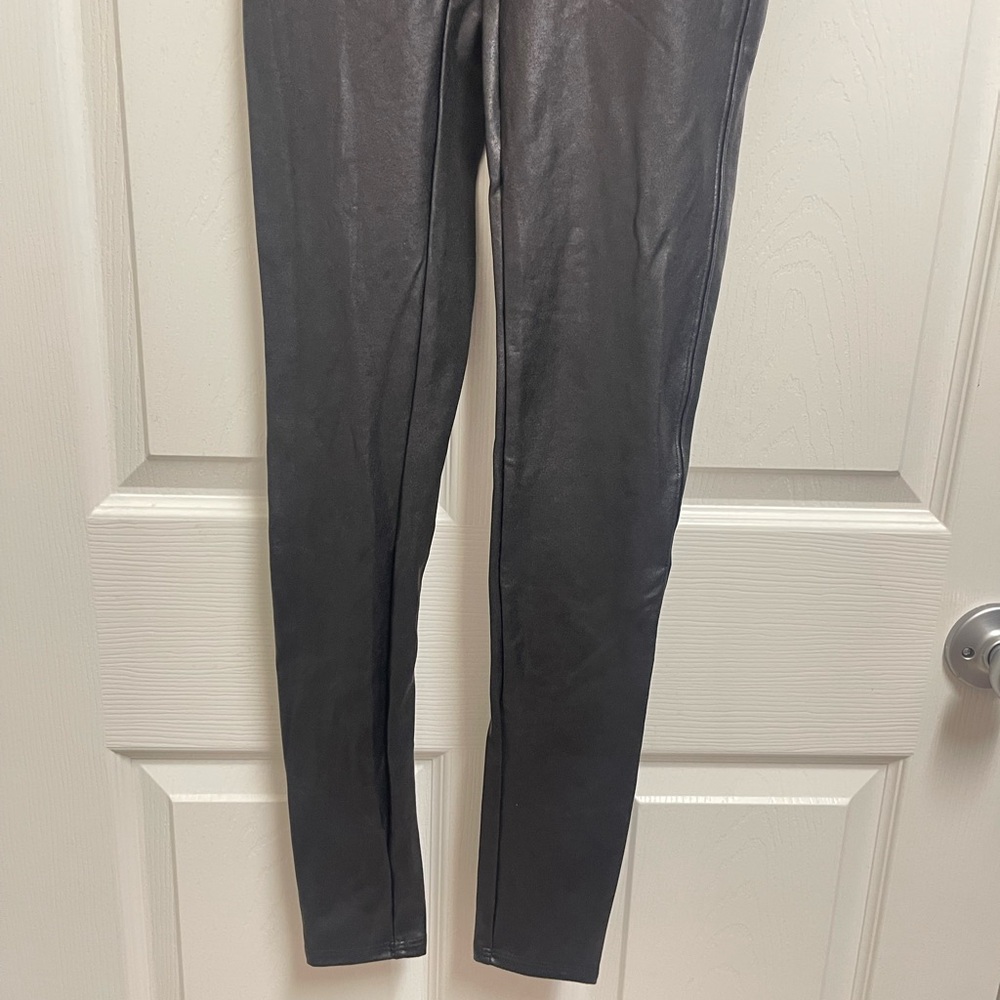NWT Spanx Faux Leather Leggings - Picture 3 of 11